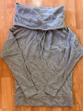 Be Inspired Women's Cowl-Neck Sweatshirt Gray Small